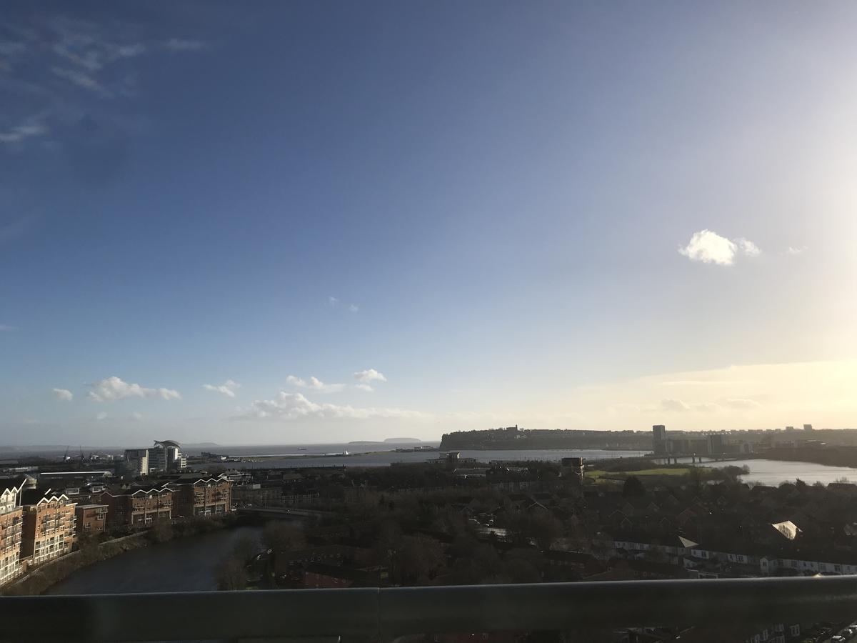 Riverbank Penthouse And Apartments Cardiff Exterior photo